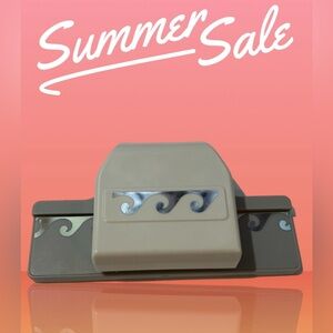 EK Gray Wave Border Punch